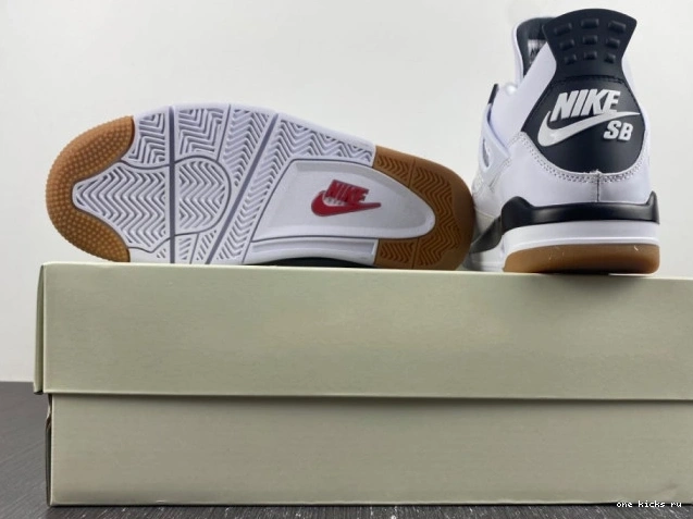 Rep x Jordan SB Nike 4 Air DR5415-100 0706